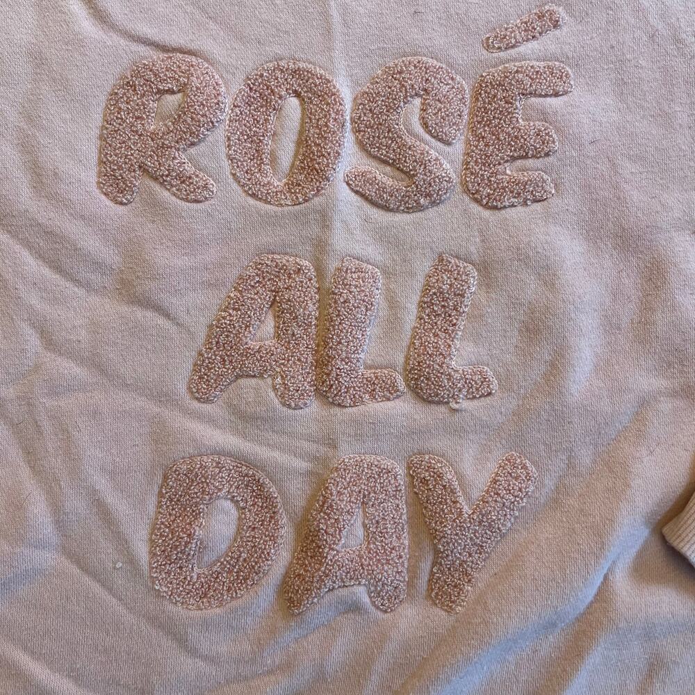 Green Tea Rosé All Day Pink Graphic Sweatshirt Large L Pullover Crewneck Fuzzy - Picture 8 of 9